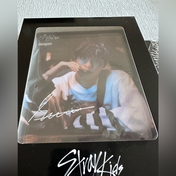 Stray Kids Phone Stand & Bag Charm - Seungmin - Picture 2 of 5